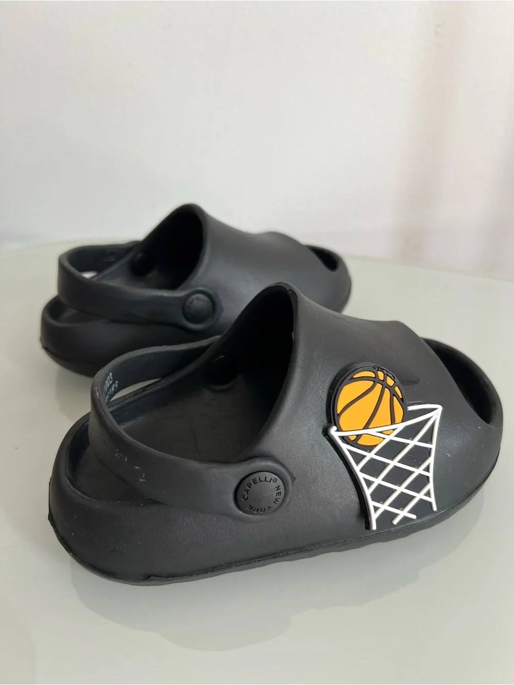 Toddler Black Basketball Clog Sandals, 6